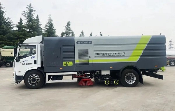 凌宇純電動洗掃車的特點詳解！出色在哪？